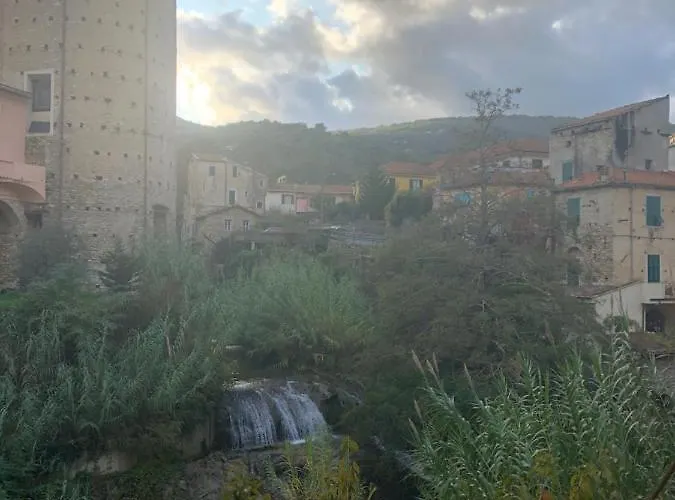 Affittacamere Affitta Da Lalla Dolcedo